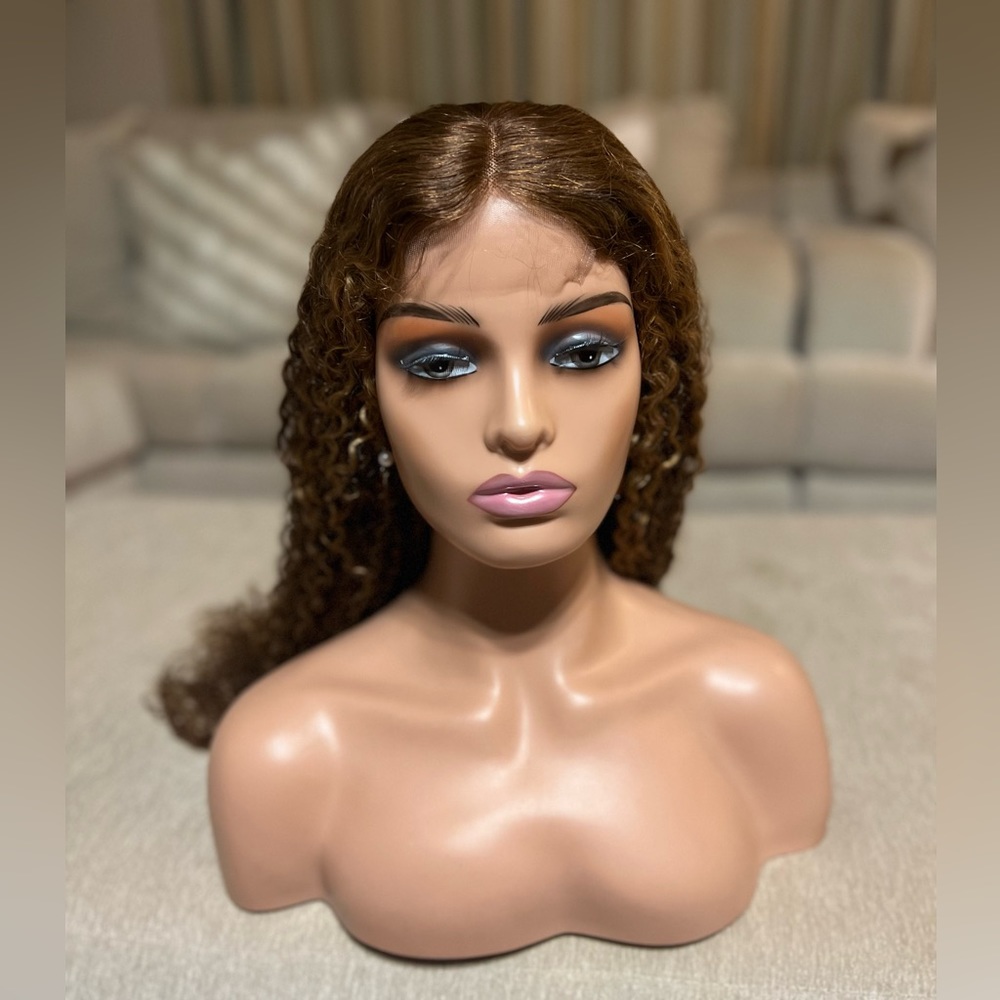 Wig - Picture 6 of 11